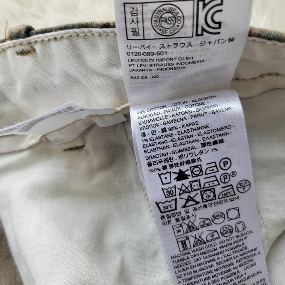 Levis Slim Straight Cargo camo jeans 38 - Picture 6 of 6